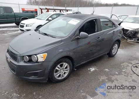 2013 Chevrolet Sonic Lt Auto z USA, uszkodzony, nr VIN 1G1JC5SB9D4113007